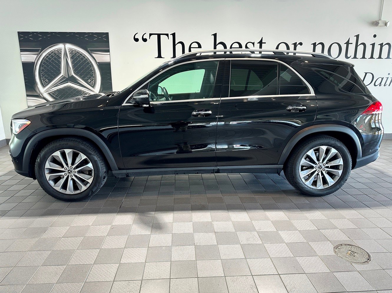 Certified 2021 Mercedes-Benz GLE 350 4MATIC image 2