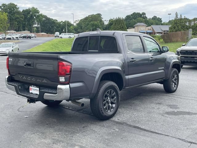 Used 2023 Toyota Tacoma SR5 w/ SR5 Appearance Package RWD image 11