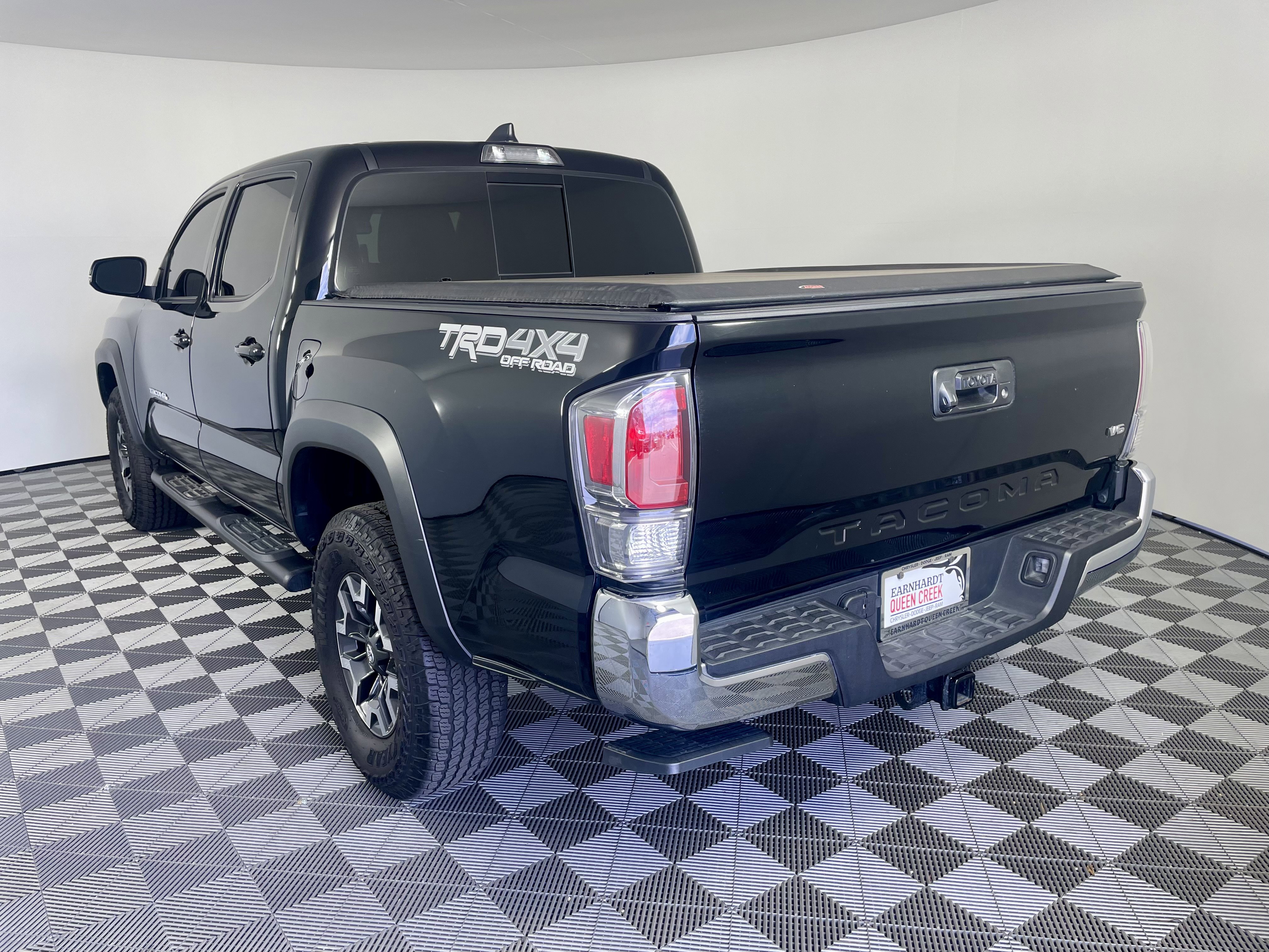 Used 2023 Toyota Tacoma TRD Off-Road AWD/4WD image 3