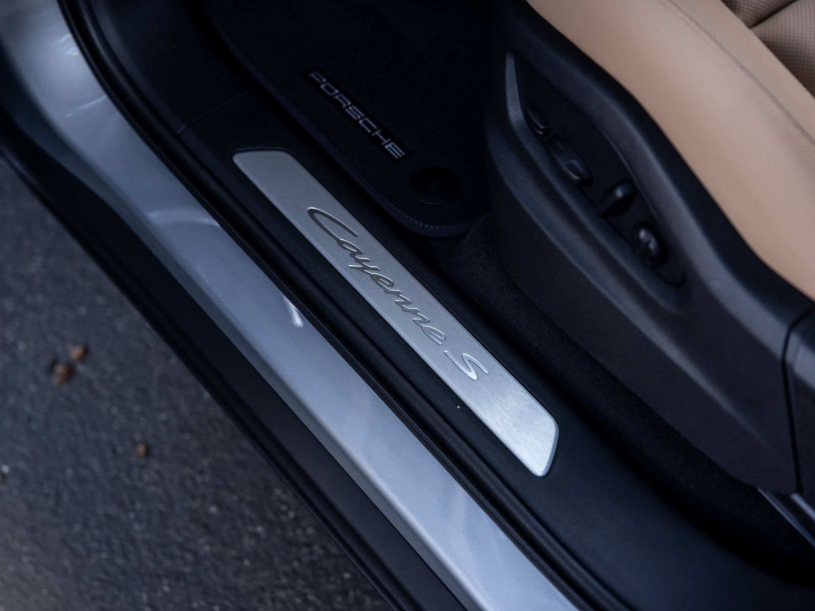 New 2026 Porsche Cayenne S AWD/4WD image 28