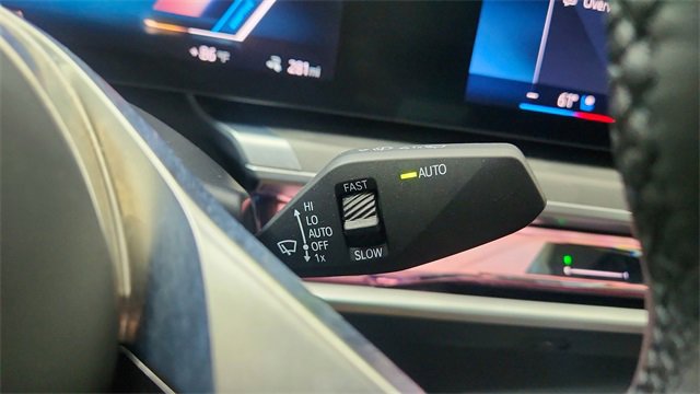 Used 2025 BMW i7 eDrive50 image 44