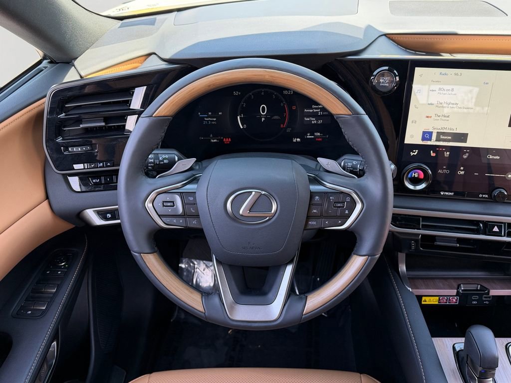 Used 2025 Lexus RX 350 Premium w/ Accessory Package image 17