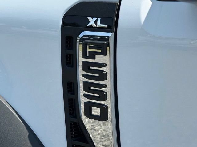 New 2026 Ford F550 4x4 Regular Cab Super Duty image 25