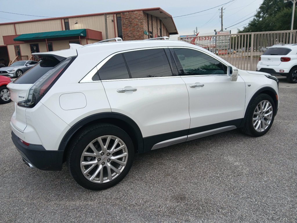 Used 2020 Cadillac XT4 Premium Luxury FWD image 7