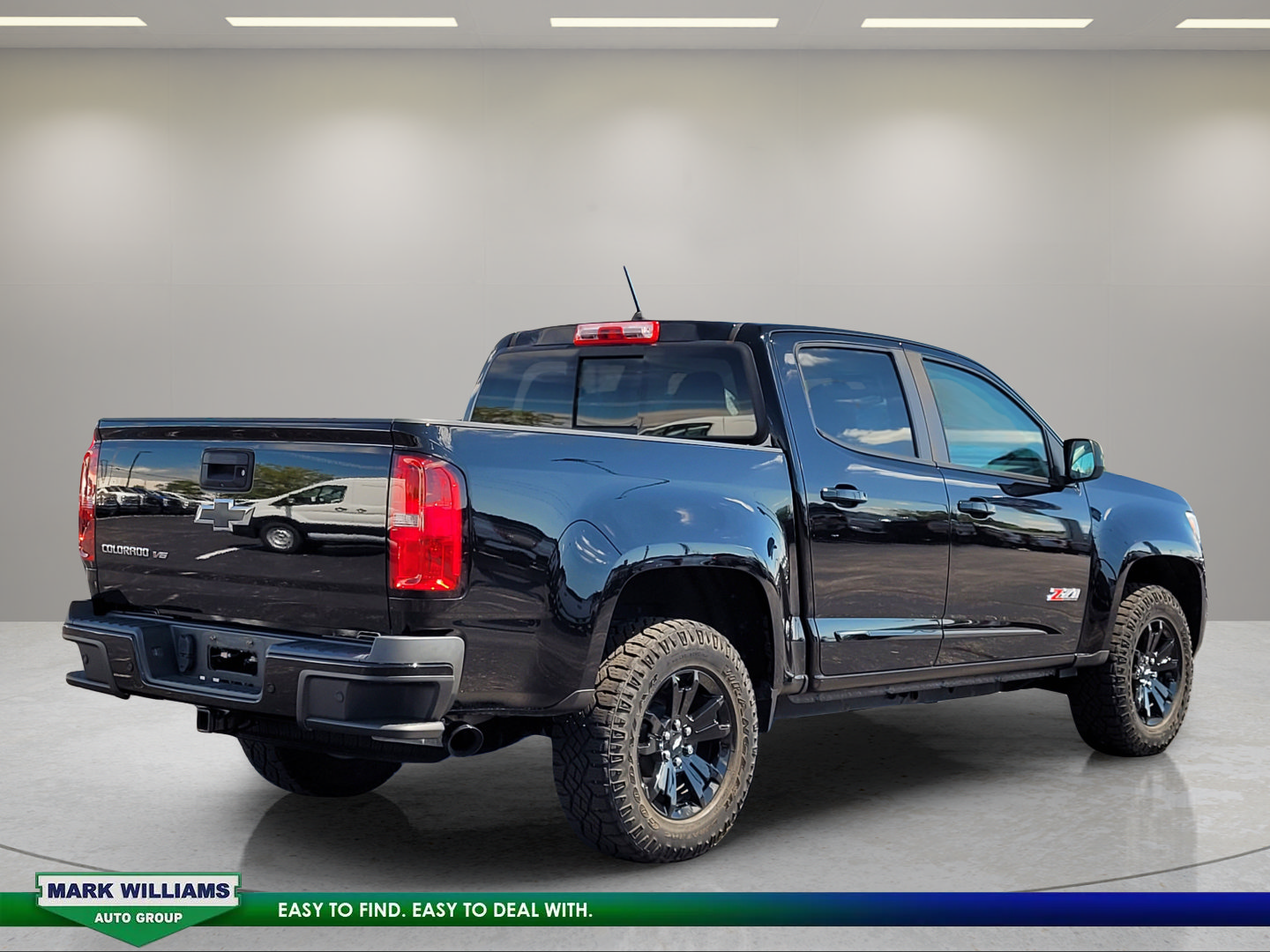 Used 2020 Chevrolet Colorado Z71 w/ Z71 Midnight Edition AWD/4WD image 4