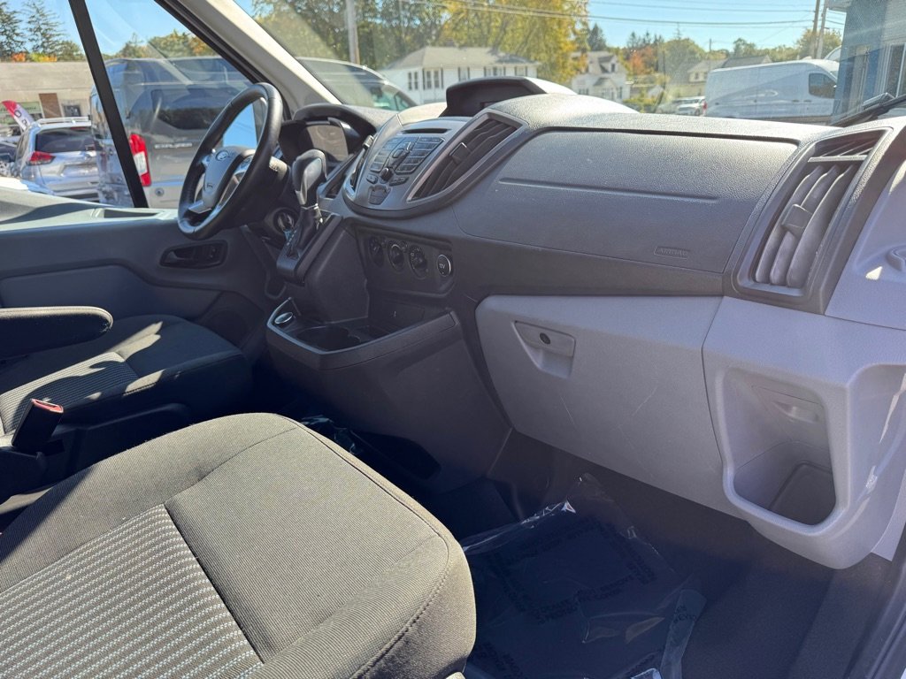 Used 2019 Ford Transit 150 XLT image 13