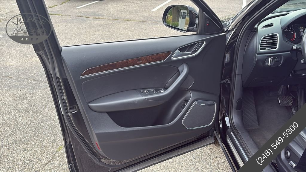 Used 2017 Audi Q3 2.0T Prestige w/ Prestige Package image 9