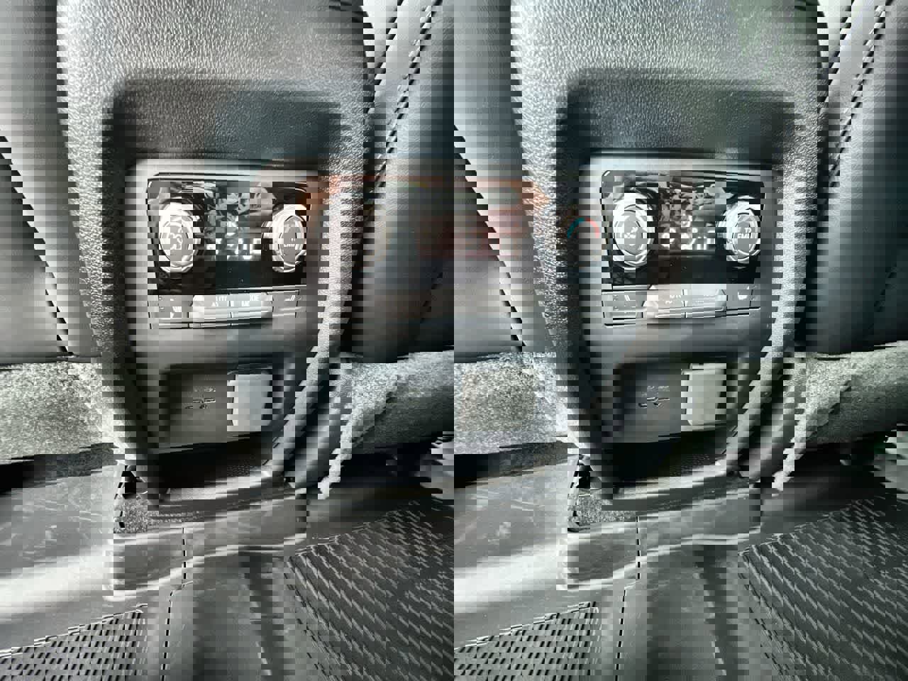 New 2026 GMC Acadia Elevation w/ Black Edition image 21