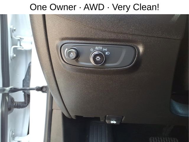 Used 2022 Chevrolet Equinox LT w/ Driver Convenience Package AWD/4WD image 14