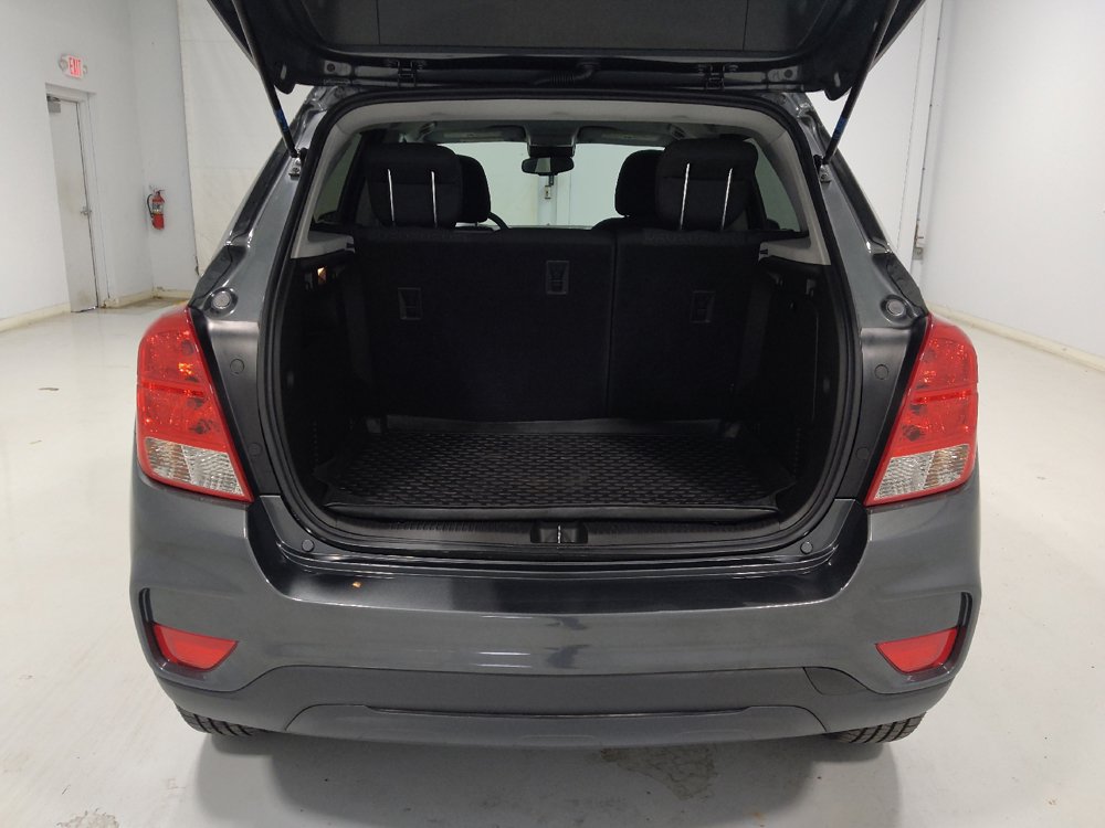 Used 2020 Chevrolet Trax LS w/ Tint and Cruise Package AWD/4WD image 29