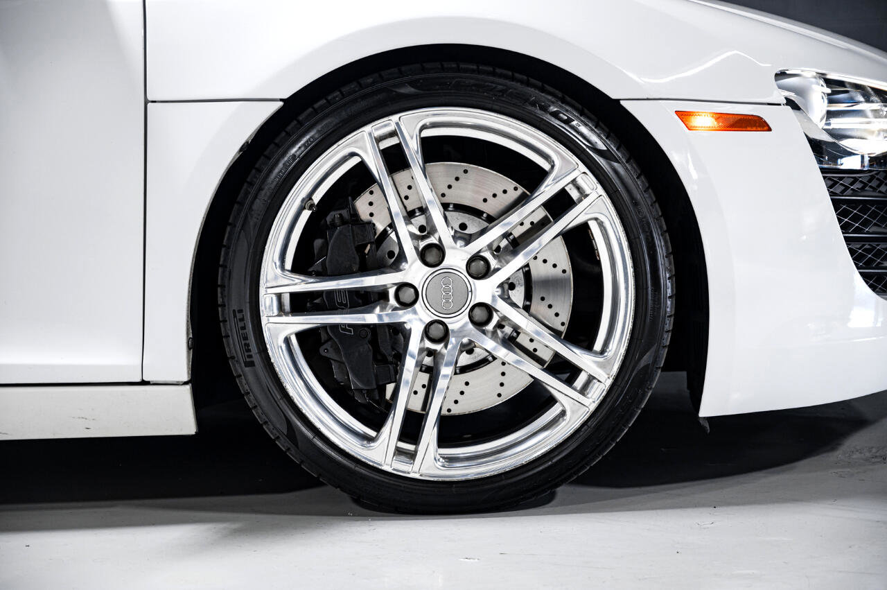 Used 2009 Audi R8 V8 image 12