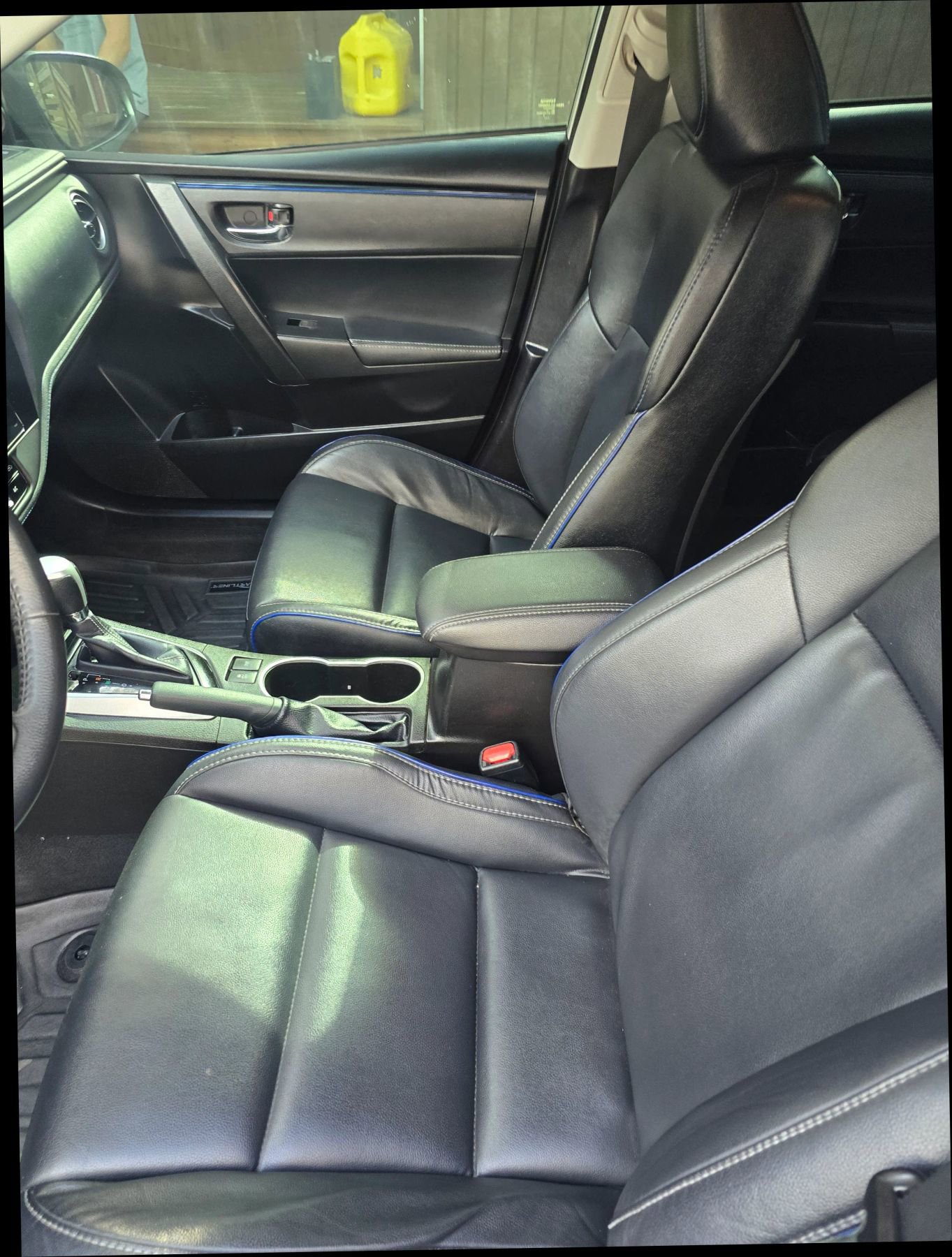 Used 2017 Toyota Corolla XSE w/ Protection Package FWD image 17