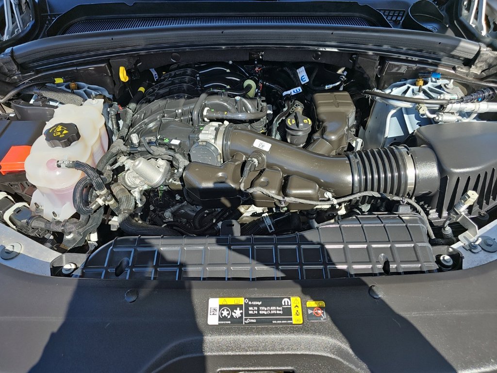 Certified 2025 Jeep Grand Cherokee Overland w/ Adv Protech Group III AWD/4WD image 43