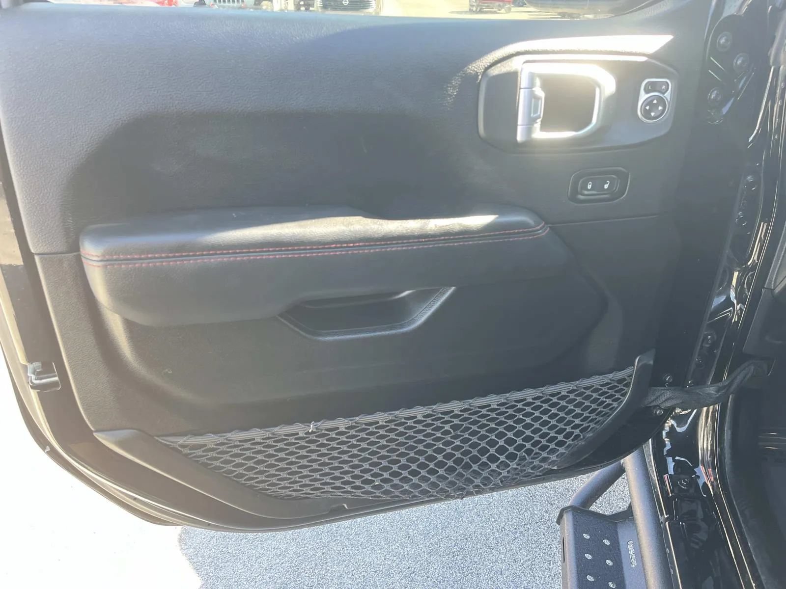 Used 2023 Jeep Gladiator Rubicon AWD/4WD image 26