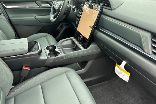 New 2026 GMC Terrain AT4 w/ Convenience Package III image 18