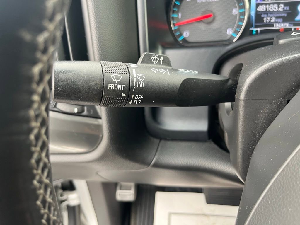 Used 2018 Chevrolet Silverado 1500 LT w/ LT Plus Package AWD/4WD image 15