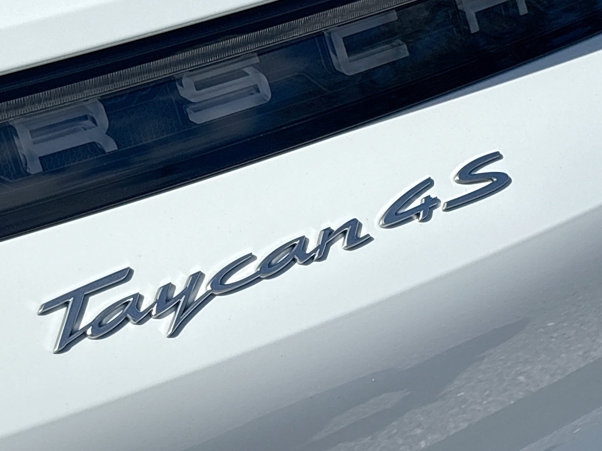 Used 2021 Porsche Taycan 4S image 13