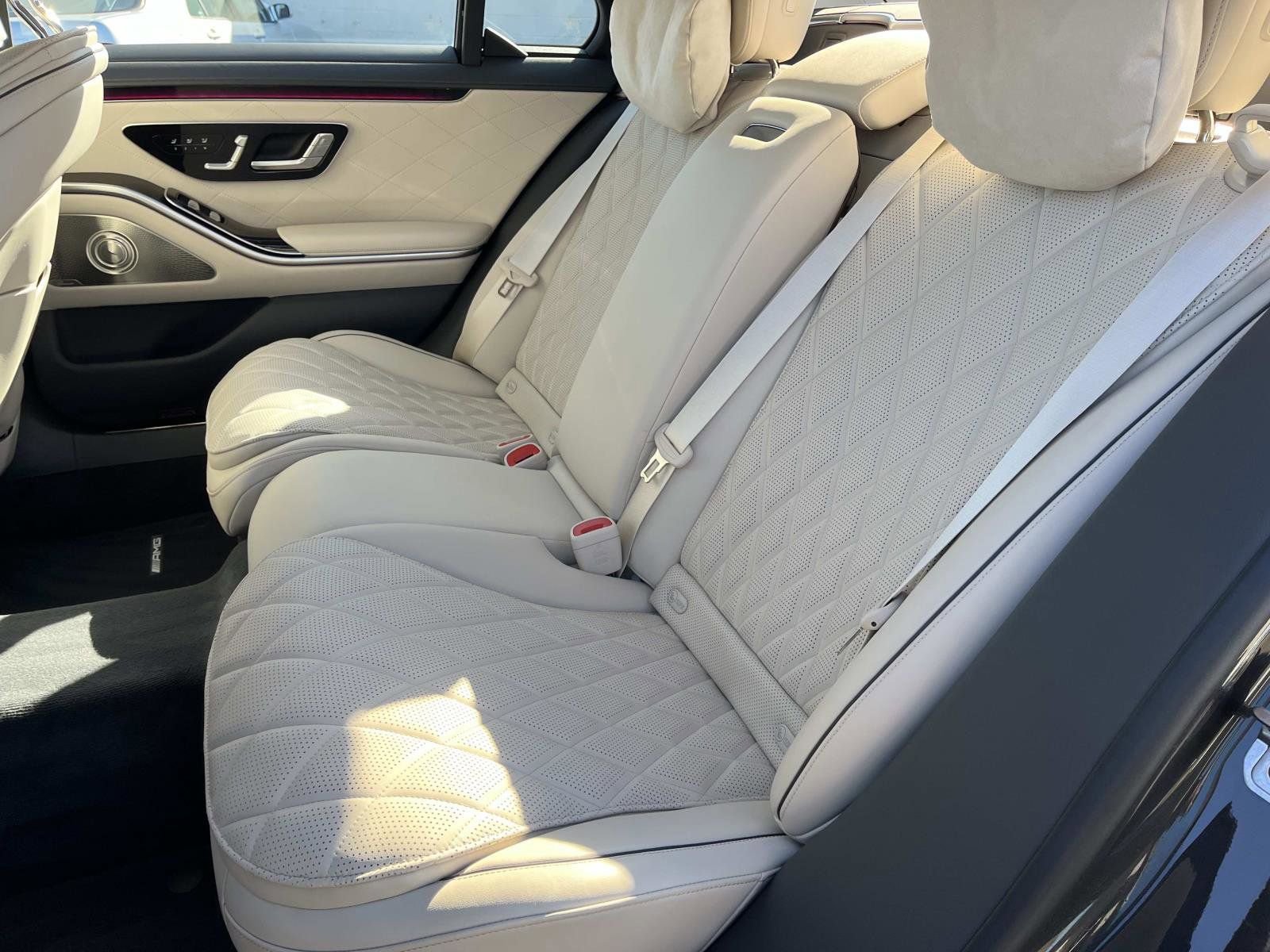 Used 2025 Mercedes-Benz S 580e 4MATIC Sedan image 17