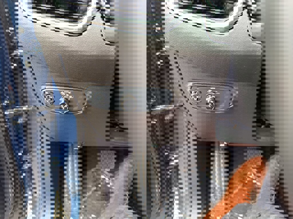 Used 2024 Chevrolet Equinox LT image 8