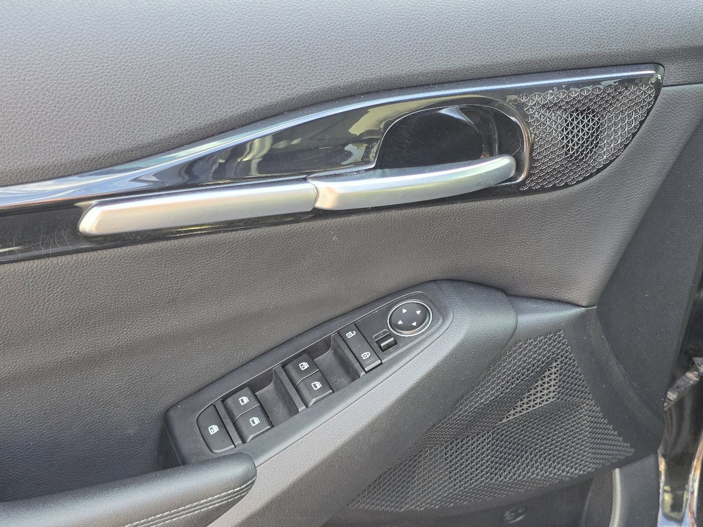 Used 2021 Kia Seltos EX image 38