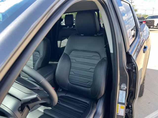 New 2026 Ford Ranger Lariat w/ FX4 Off-Road Package AWD/4WD image 13
