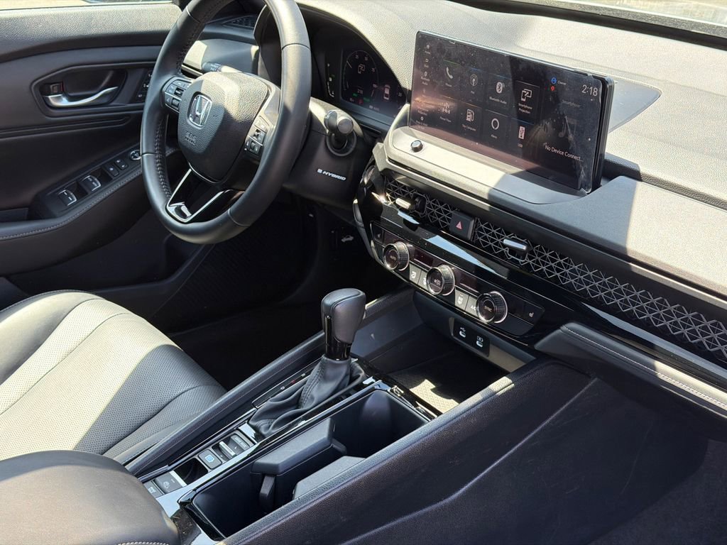 Used 2023 Honda Accord Sport image 8