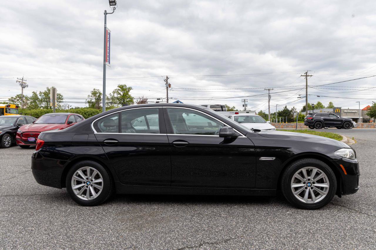 Used 2015 BMW 528i xDrive Sedan AWD/4WD image 8