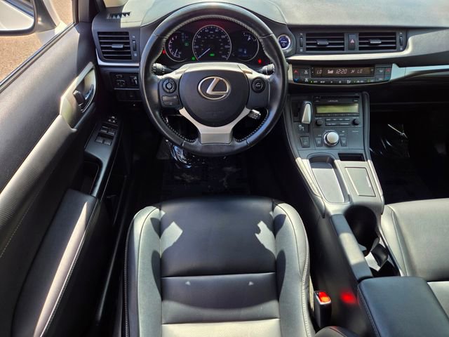 Used 2016 Lexus CT 200h w/ Accessory Package 2 image 15