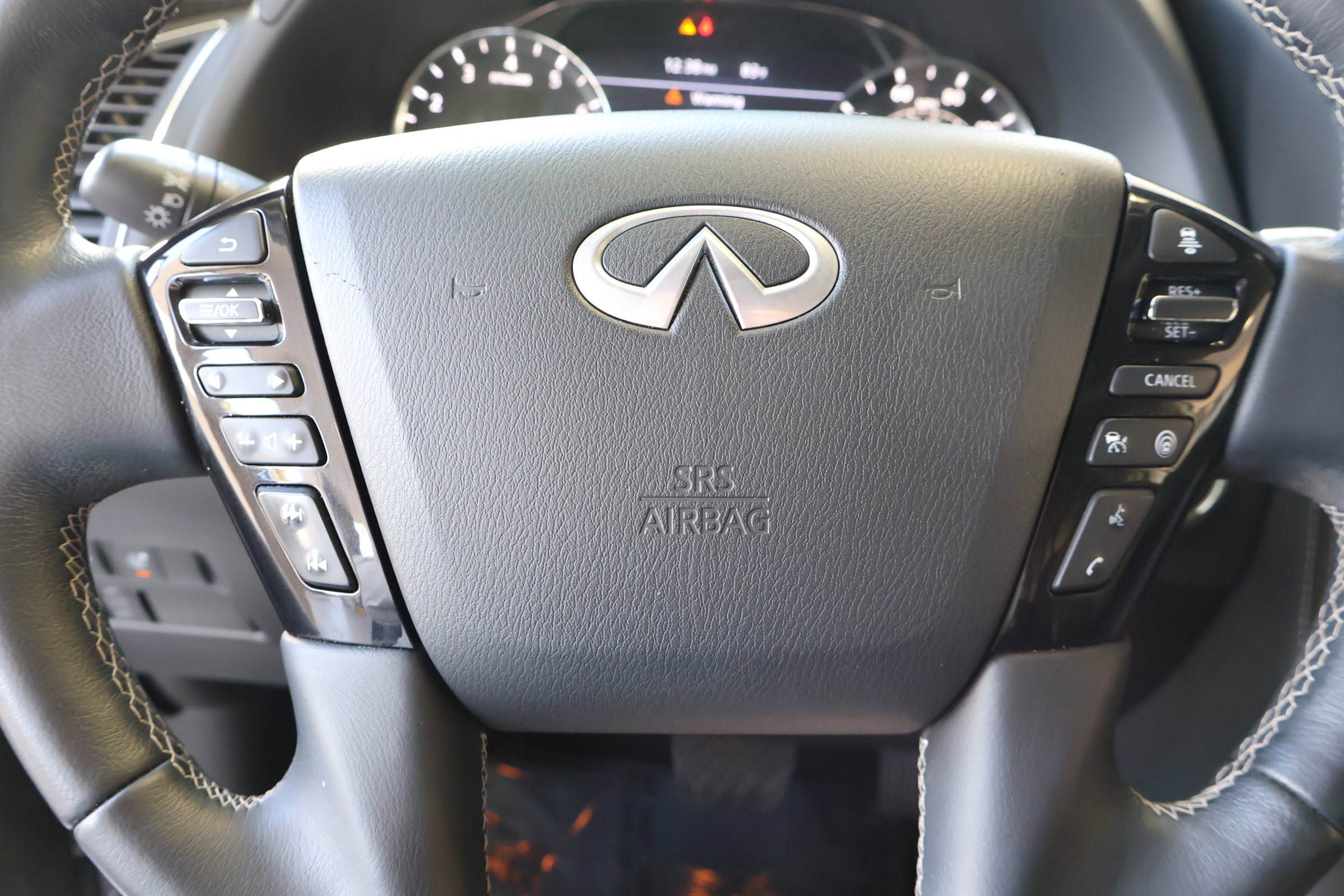 Certified 2022 INFINITI QX80 Luxe w/ Cargo Package image 25