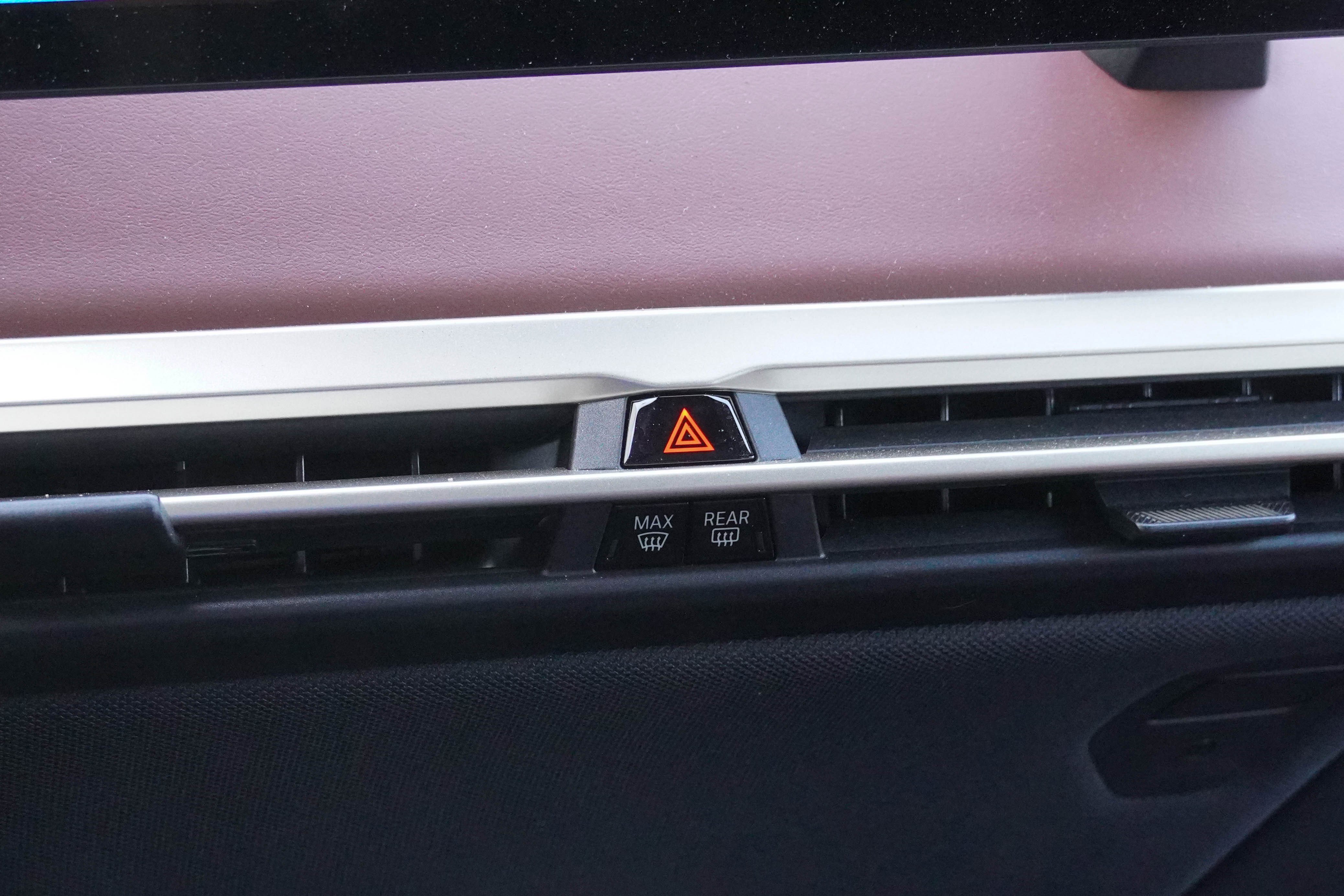 Certified 2023 BMW iX M60 w/ Executive Package AWD/4WD image 28