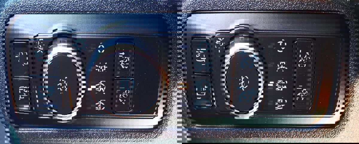 Used 2022 Ford Bronco Outer Banks image 43