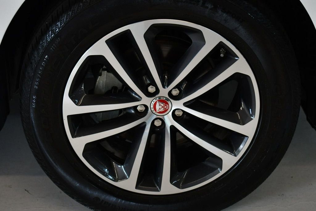 Used 2020 Jaguar F-PACE Premium AWD/4WD image 20