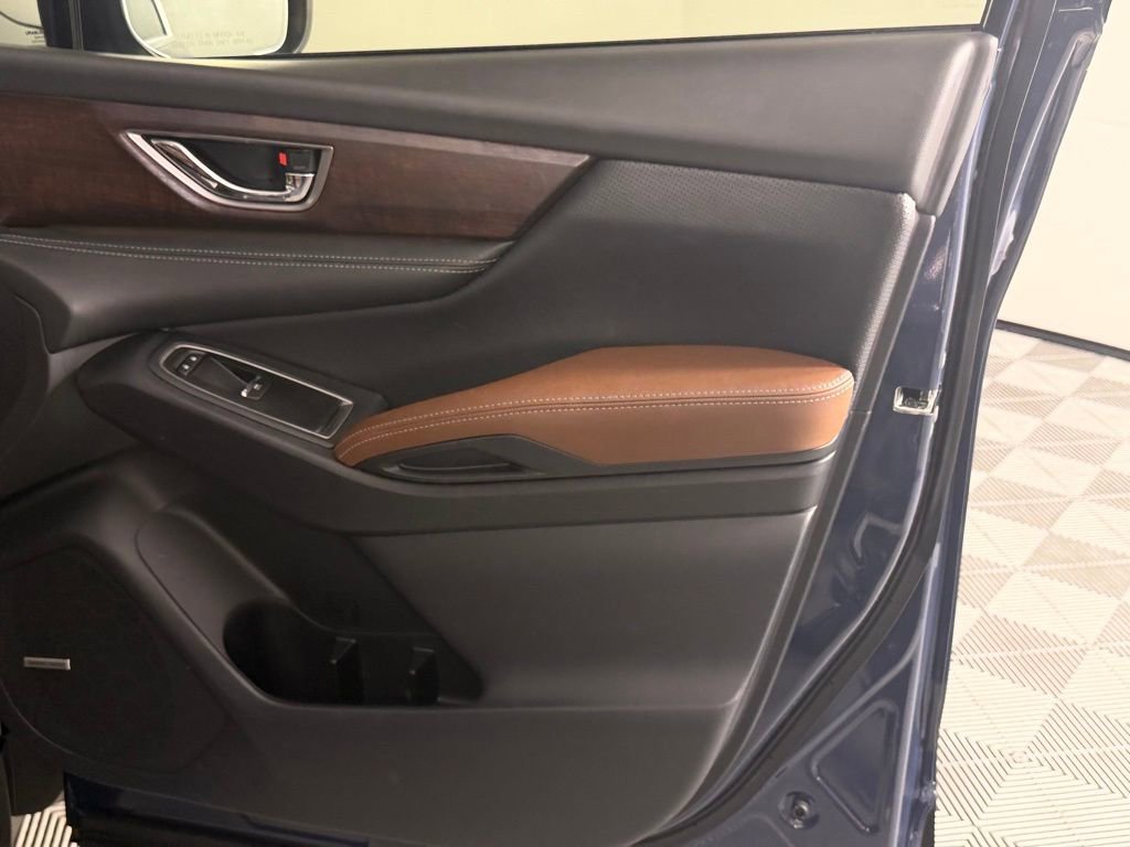 Used 2023 Subaru Ascent Touring image 31