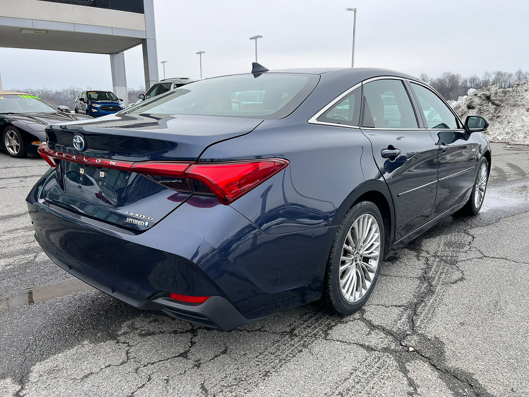 Used 2020 Toyota Avalon Limited w/ Advanced Safety Package image 6