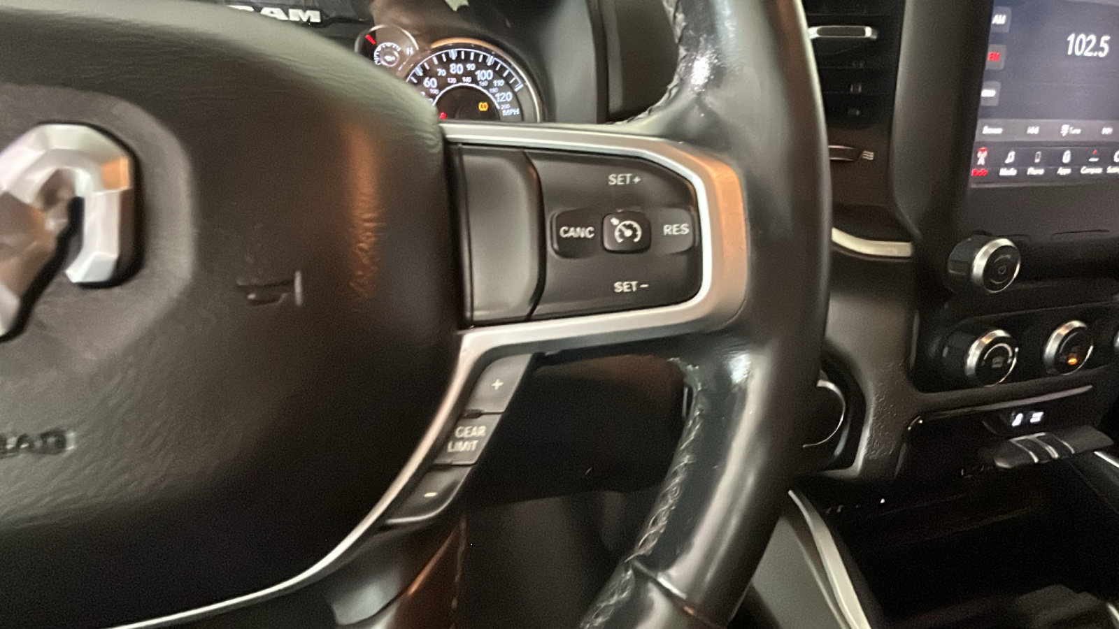 Used 2019 RAM 1500 Big Horn RWD image 21