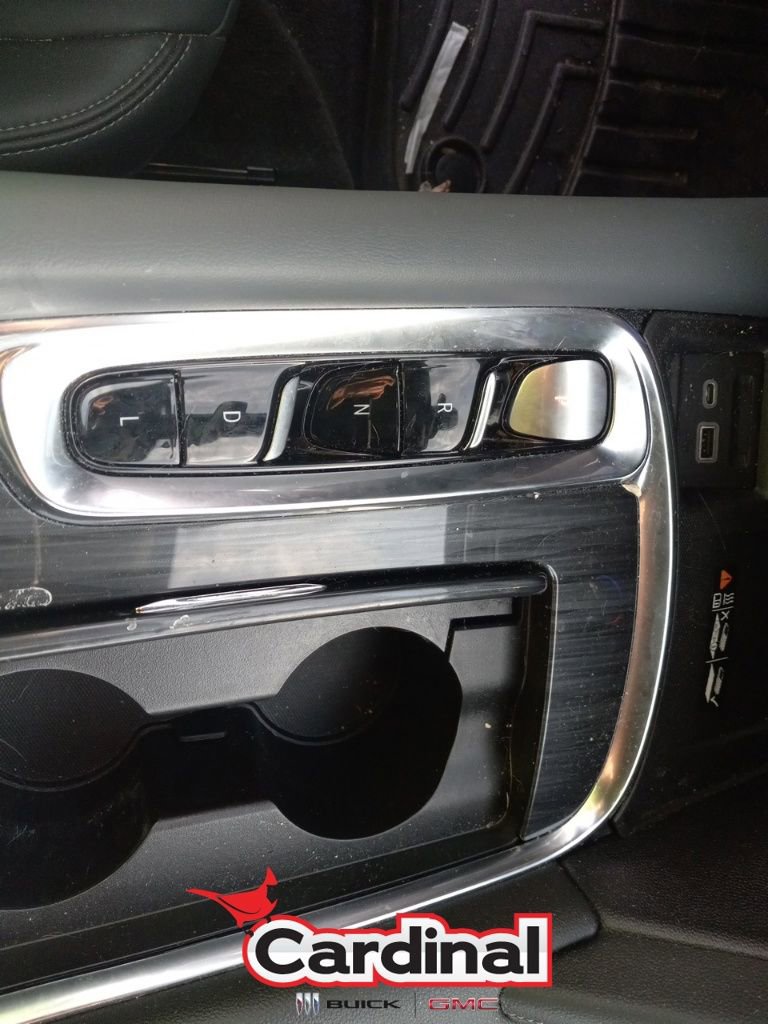 Certified 2022 Buick Enclave Essence w/ Experience Buick Package image 35