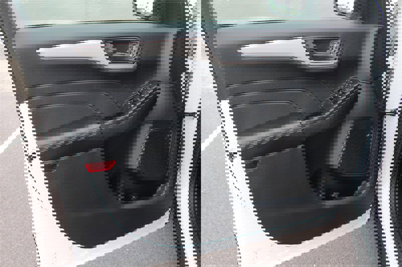 Used 2022 Ford Escape SE image 20