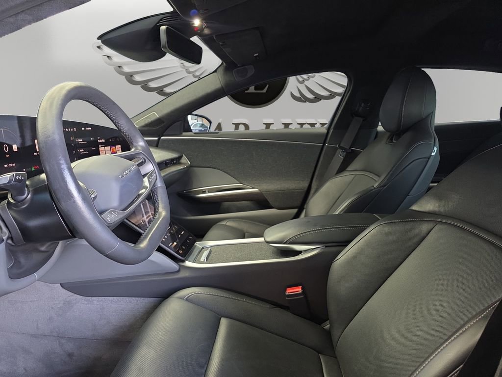 Used 2024 Lucid Air Pure image 9