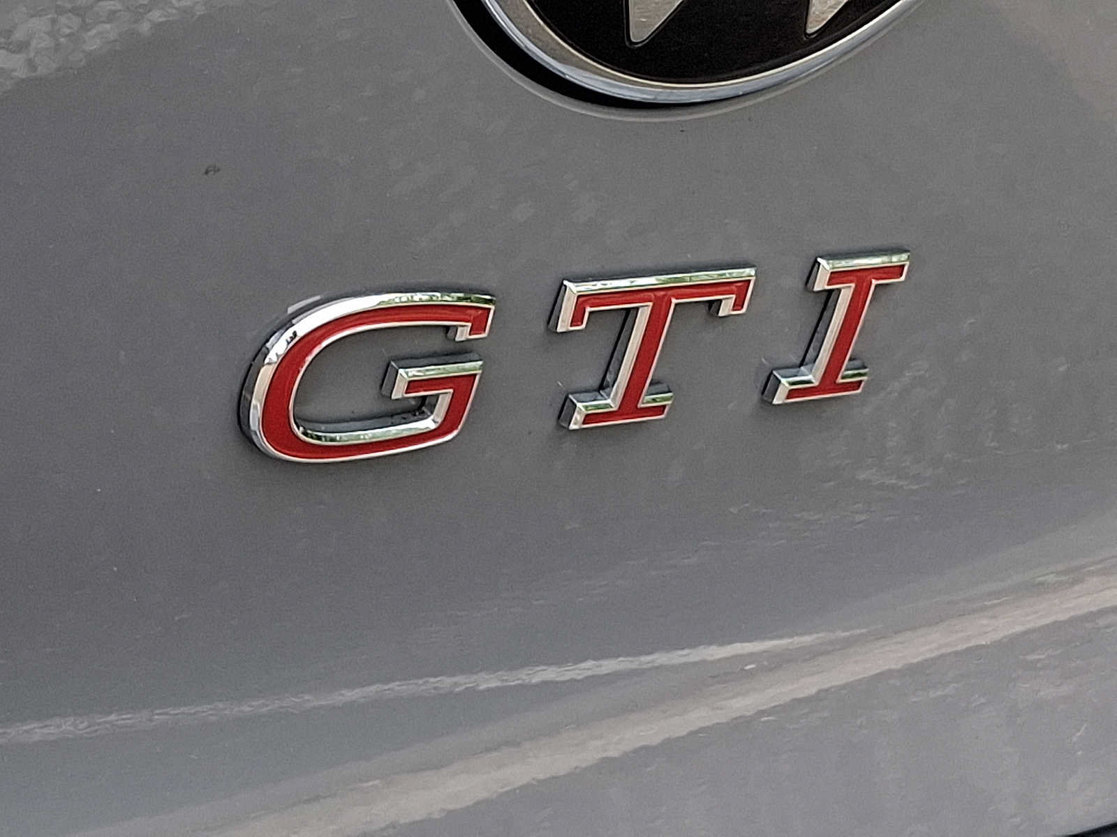 Used 2024 Volkswagen GTI SE w/ SE Leather Seats Package FWD image 29