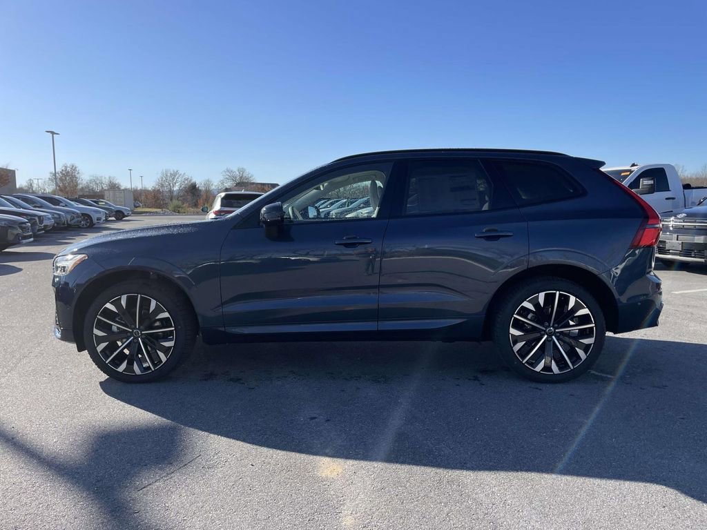 New 2026 Volvo XC60 B5 Ultra w/ Protection Package Premier image 21