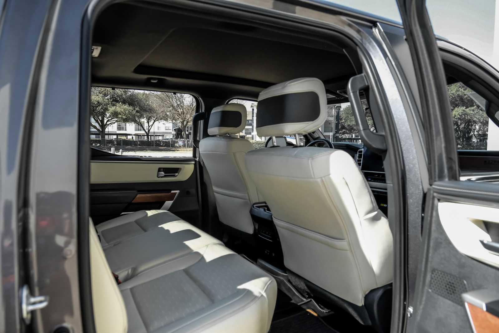 Used 2024 Toyota Tundra 1794 Edition image 38
