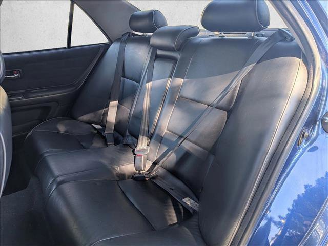 Used 2002 Lexus IS 300 image 17