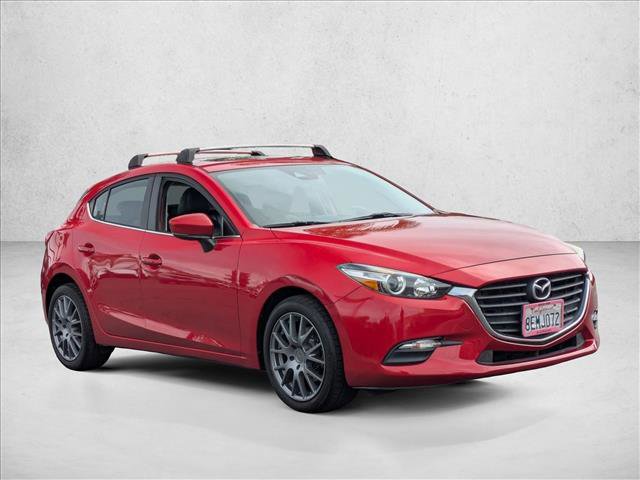 Used 2018 MAZDA MAZDA3 Touring image 4