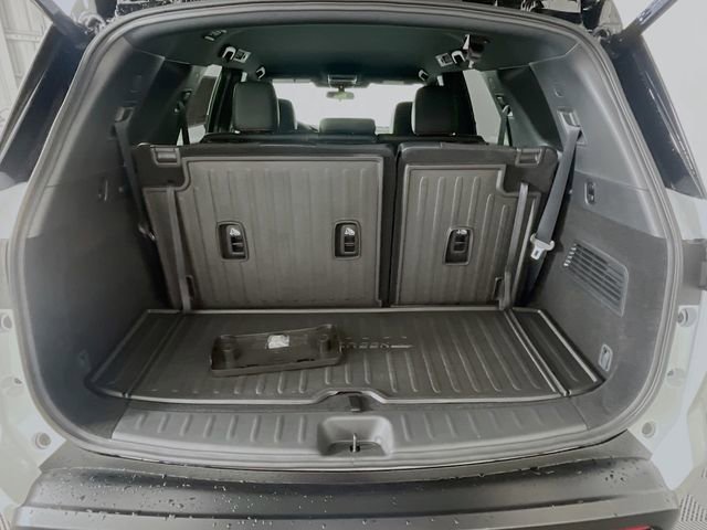 Used 2026 Nissan Pathfinder Rock Creek AWD/4WD image 26