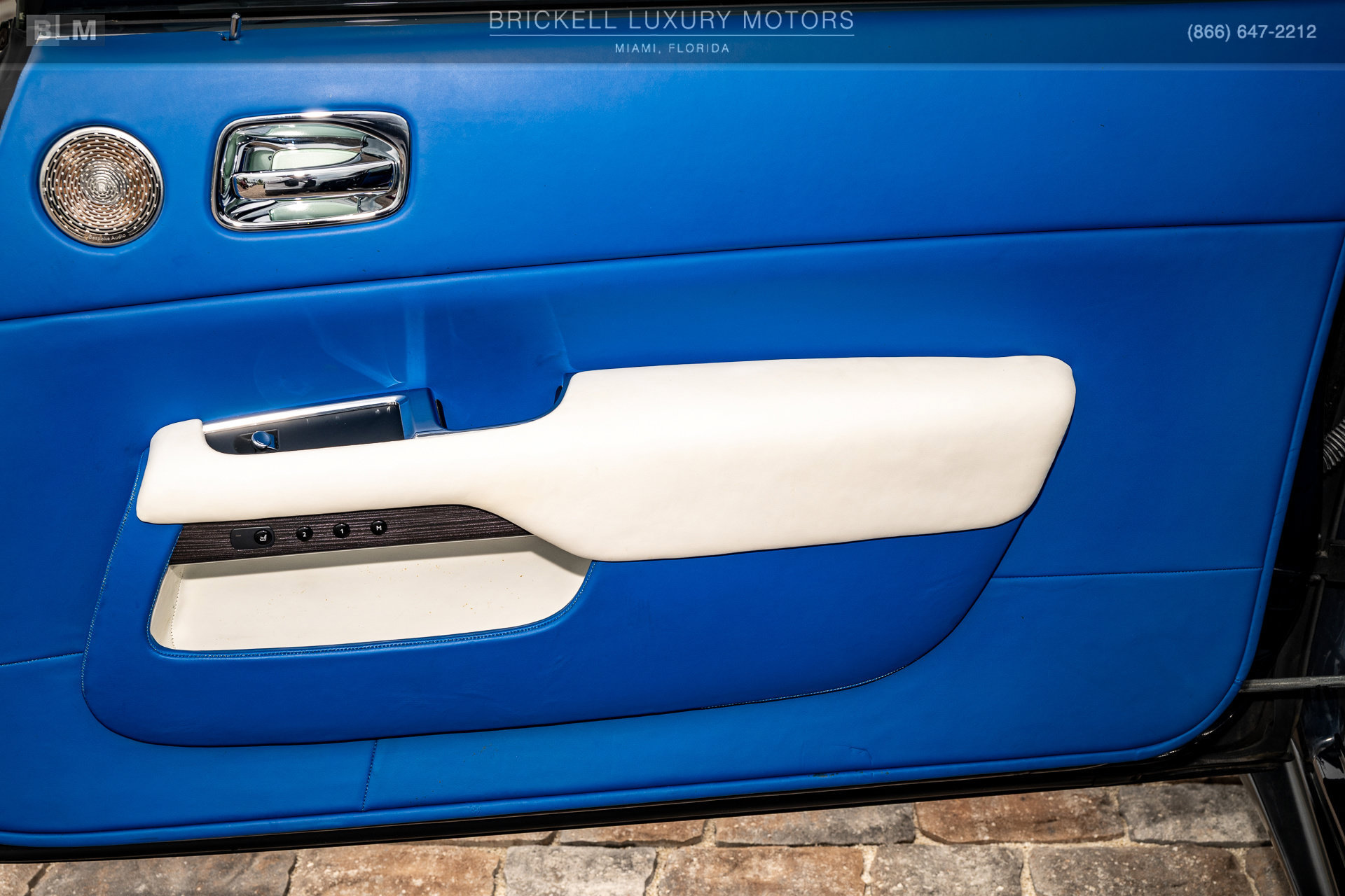 Used 2015 Rolls-Royce Wraith RWD image 14