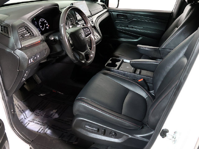 Used 2025 Honda Odyssey Sport-L image 12
