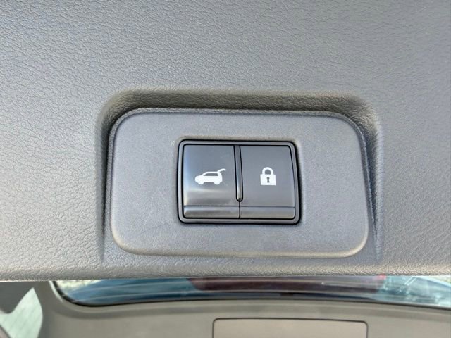 Certified 2023 Nissan Rogue Platinum w/ Platinum Premium Package image 35