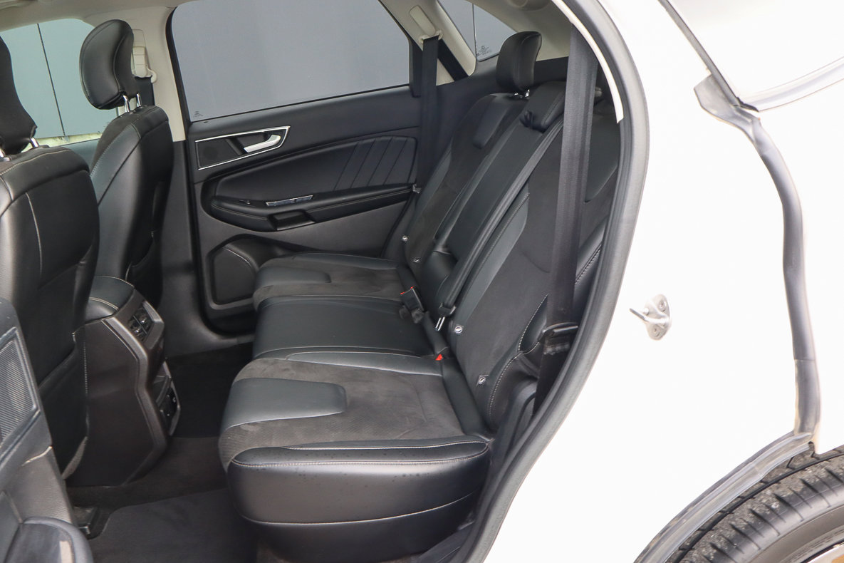 Used 2018 Ford Edge Sport w/ Equipment Group 401A image 9