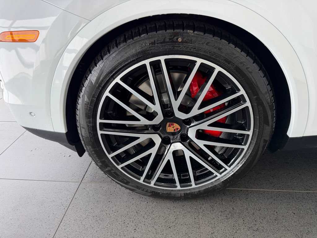 New 2026 Porsche Cayenne S AWD/4WD image 10