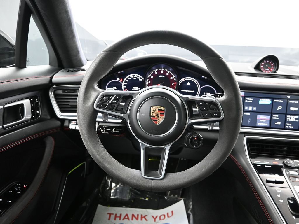 Used 2019 Porsche Panamera GTS image 33
